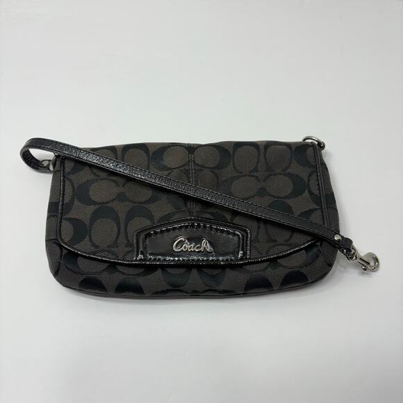 VTG Coach Signature C Blk Jacquard Small Flap Bag w Patent Trim Y2K Script Logo - Picture 9 of 13